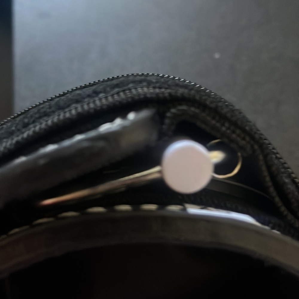 Element 26 Weightlifting Belt Black Leather XS - Picture 6 of 7